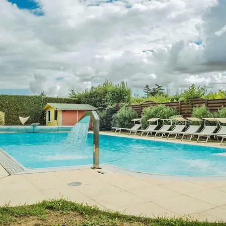 Con Piscina A
